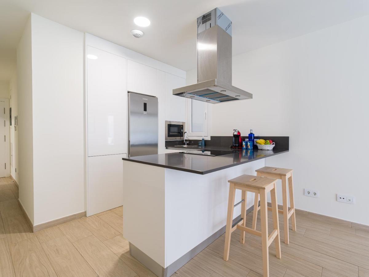 Homeforguest Modern Apartment In Las Canteras With Parking ラスパルマス・デ・グランカナリア エクステリア 写真
